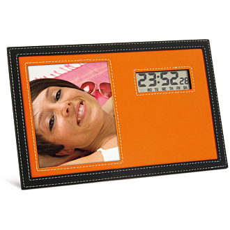 LCD CLOCK WITH PHOTO FRAME